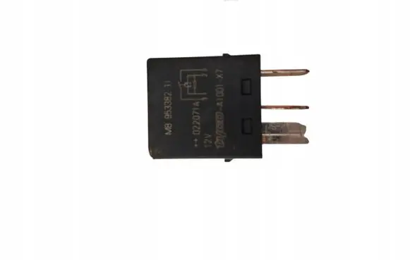 Volvo V40 Other relay MB953382