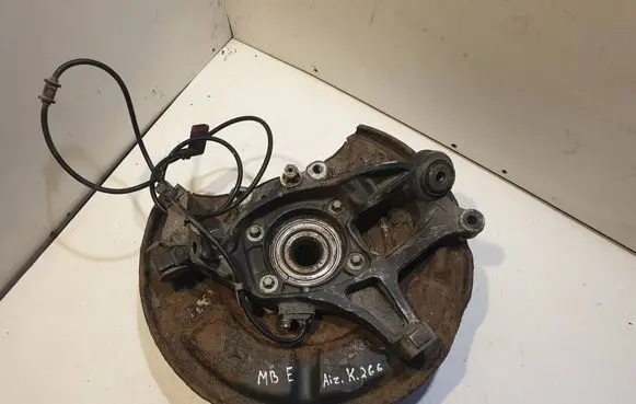 Mercedes-Benz E W211 Rear wheel hub