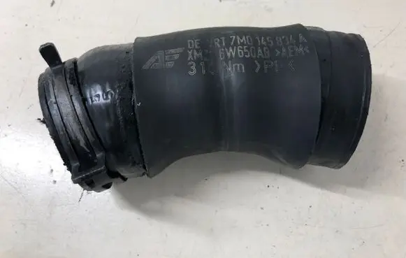 Volkswagen Sharan Intercooler hose/pipe 7M0145834A XM216W650AB