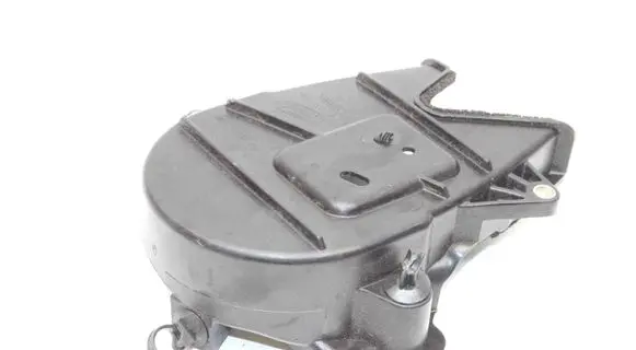 Ford Focus Timing chain cover H6BG6D082AB