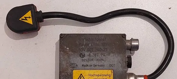 BMW 5 E39 Headlight ballast module Xenon 5DV00776029 8387114 D2SD2R