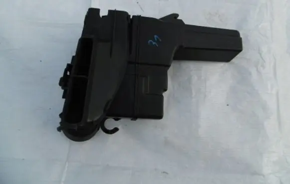 Citroen C3 Air intake duct part 9684995780