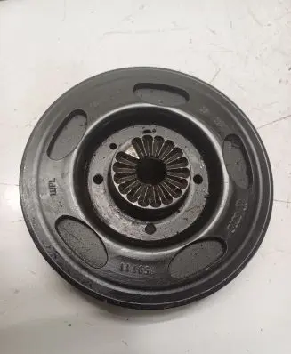 Audi A3 S3 8P Crankshaft pulley 06H105243G