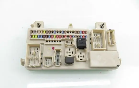 Volvo V50 Central body control module 8690719