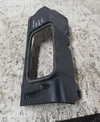BMW 1 E81 E87 Air filter box cover 77872540