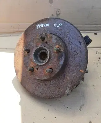 Toyota Previa (XR30, XR40) II Front wheel hub spindle knuckle