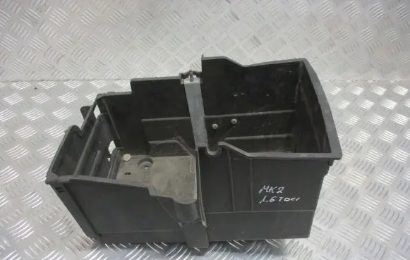Ford Focus Battery box tray 