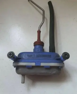 Audi 100 S4 C4 Central locking vacuum pump 4A9862153