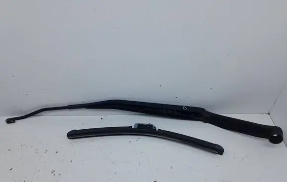 SsangYong Korando Front wiper blade arm