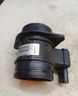 Skoda Octavia Mk2 (1Z) Mass air flow meter 707759460 144921A