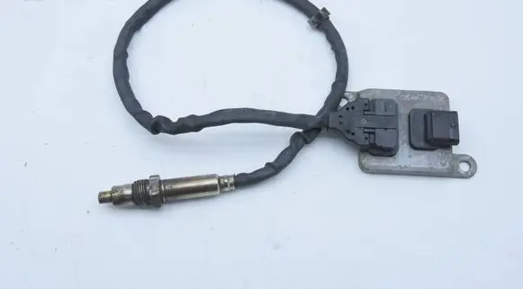 Mercedes-Benz E C207 W207 Lambda probe sensor A0009053503 5WK96682D 180704043309