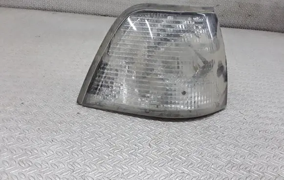 BMW 3 E36 Front indicator light 183271B
