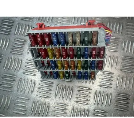 Volvo S80 Fuse box set 9162439