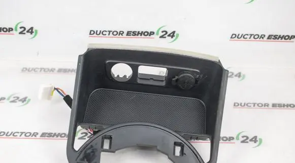 KIA Sportage Other center console (tunnel) element 846303U180WK 846313U020