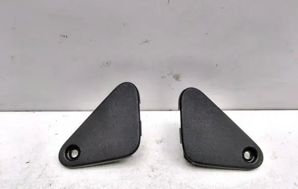 Volvo V60 Radiator mount bracket 30723366 30723367