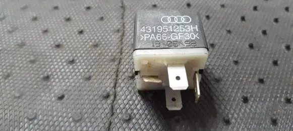 Audi A6 S6 C5 4B Other relay 431951253H