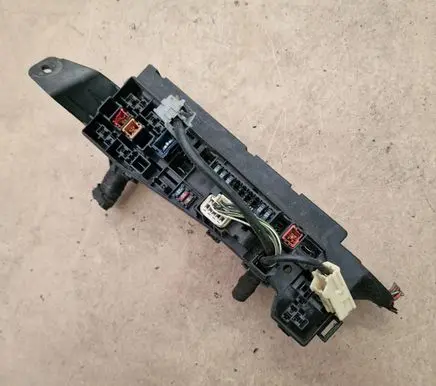 Toyota Avensis T250 Fuse box set