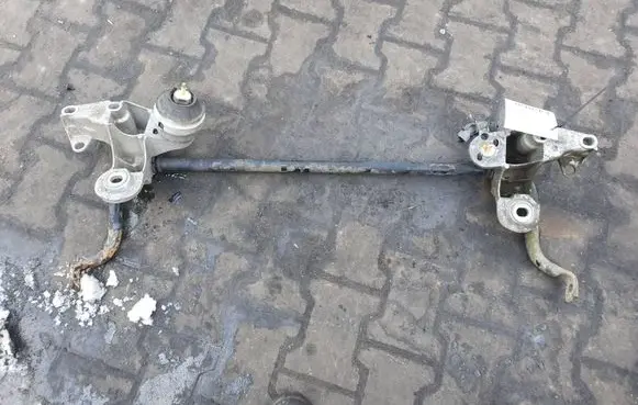 Volkswagen PASSAT B5.5 Front anti-roll bar/sway bar