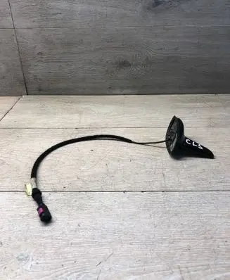Mercedes-Benz CLS C219 Aerial GPS antenna 058910 2410