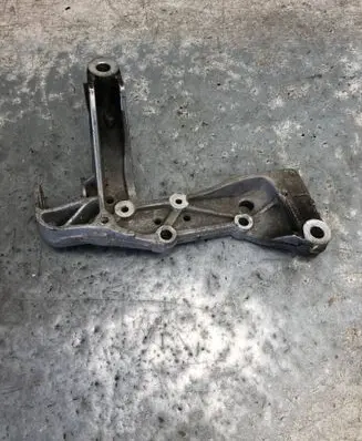 Volkswagen Golf VI Front lower control arm/wishbone 1K0199296