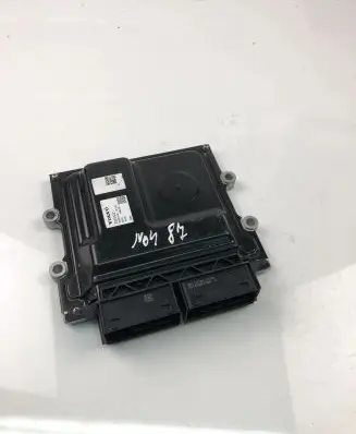 Volvo V60 Engine control unit/module 32253221