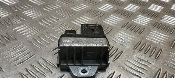 BMW 3 F30 F35 F31 Glow plug pre-heat relay 10213526 0281003115