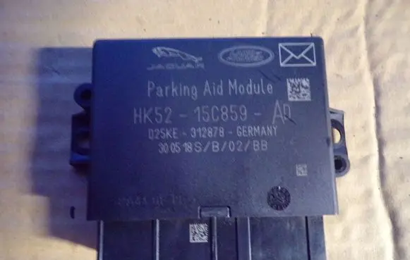 Land Rover Discovery 5 Parking PDC control unit/module HK5215C859AD
