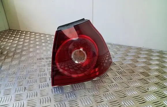 Rear/tail lights