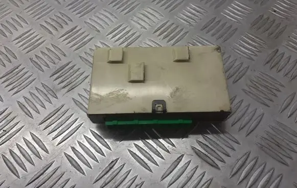 Volvo V70 Alarm control unit/module 9472461