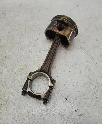 Audi A3 S3 8P Piston with connecting rod