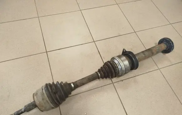 Volkswagen Multivan T5 Front driveshaft