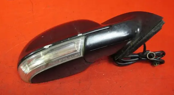 Volkswagen Eos Front door electric wing mirror 