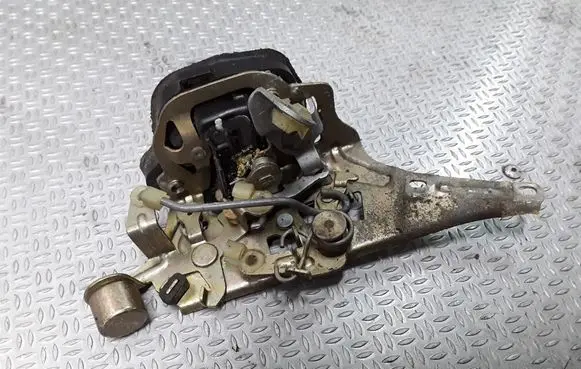 Saab 9-3 Ver1 Rear door lock