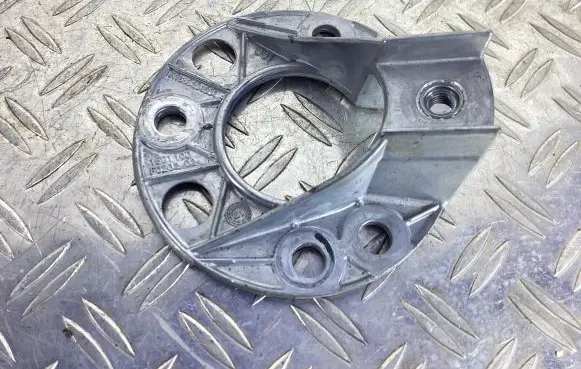 Mercedes-Benz GLE (W166 - C292) Front upper strut mount A1666201601