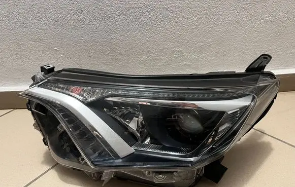 Toyota RAV 4 (XA40) Headlight/headlamp RAV4.LIFT.XENON