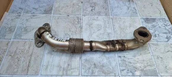 Volkswagen Jetta V EGR valve line/pipe/hose 03G131521H