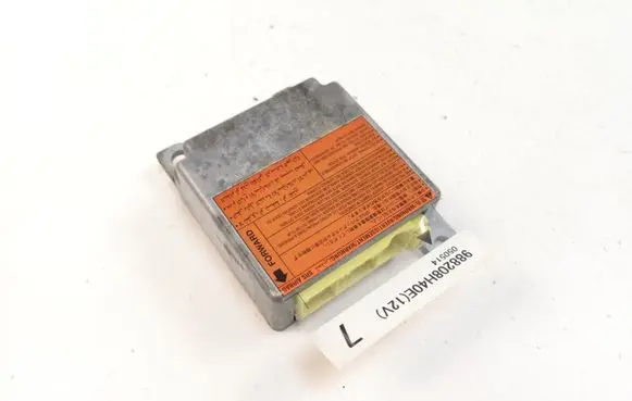 Nissan X-Trail T30 Airbag control unit/module 988208H40E