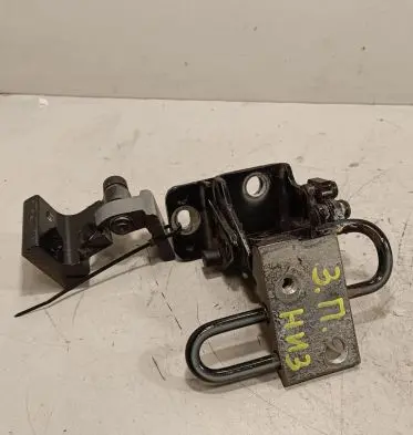 Audi Q7 4L Rear door hinge set 4L0833412A A046573