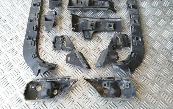 Volvo V50 Front bumper mounting bracket 31265396 30764234 30655875