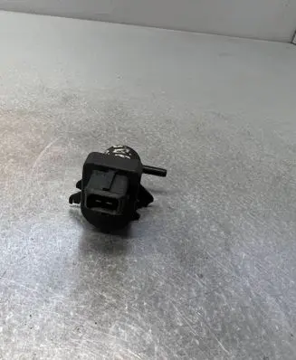 Renault Trafic II (X83) Turbo solenoid valve 770113709