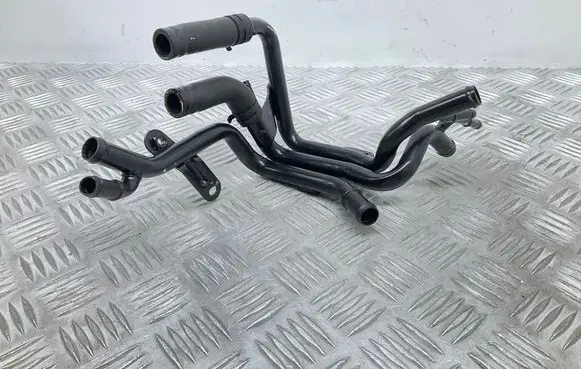 Skoda Karoq Engine coolant pipe/hose 04L121064AR 04L121051A