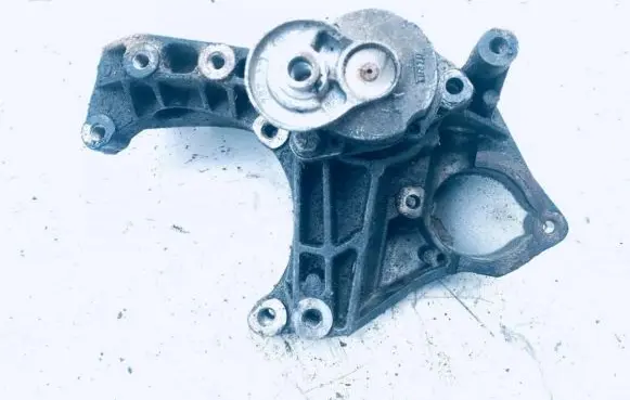 Opel Tigra A Engine mounting bracket 90448177bm 202027