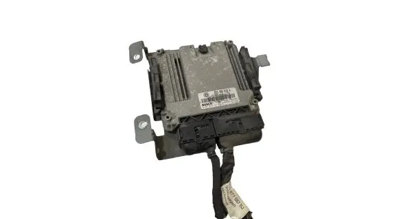 Volkswagen Touran I Engine control unit/module 03G906016A 1039S02834 0281010731