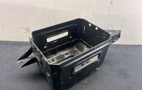 BMW 3 G20 G21 Battery box tray 0962213