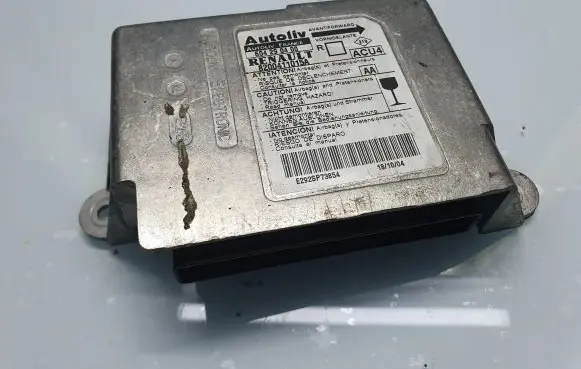 Renault Scenic II - Grand scenic II Airbag control unit/module 604290400 8200411015A