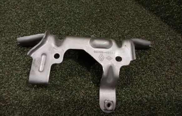 Renault Master III Other engine bay part 960729 9607290215