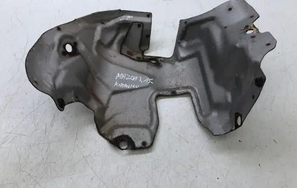Exhaust heat shield