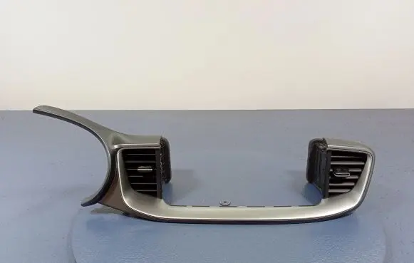 KIA Ceed Dashboard side air vent grill/cover trim 84740-J7AA0
