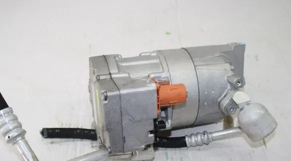 BMW 7 G70 Catalyst/FAP/DPF particulate filter 64525B31E57 5B31E57