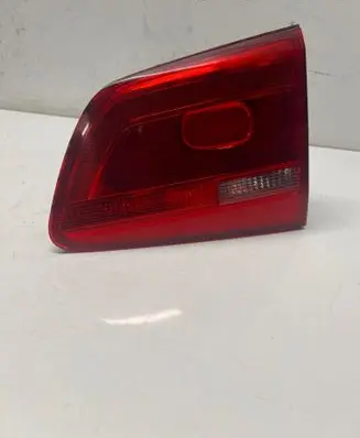 Volkswagen Touran II Tailgate rear/tail lights 1T0945094